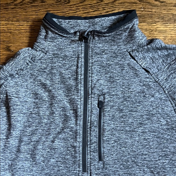 lululemon athletica Gray Lightweight Jacket - Picture 3 of 5
